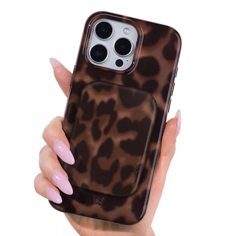 It Girl Leopard Portable MagSafe Charger Power Pack